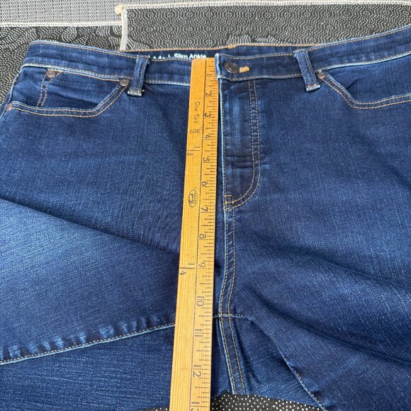 Talbots Flawless Womans Size 14P Blue Curvy Slim Ankle Capri Jeans - Picture 5 of 10